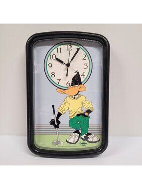 Westclox Looney Tunes Daffy Duck Golfer Plastic Wall Clock 1994 Works USA Flaws